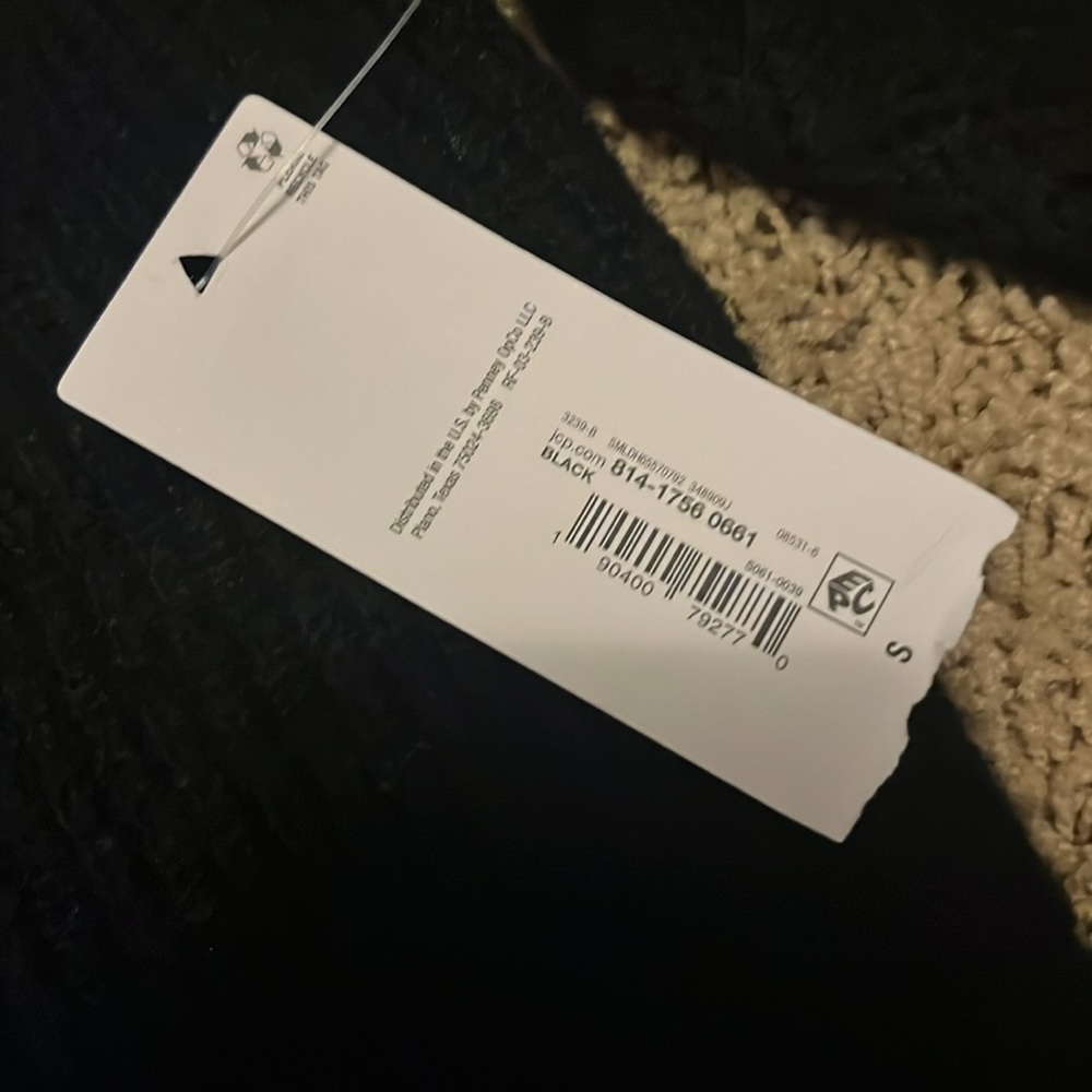 Liz Claiborne Black Scallop Neck Sweater - Picture 5 of 7